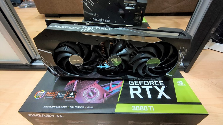 Gigabyte-GeForce-RTX-3080-Ti-Aorus-Master-Review (4)