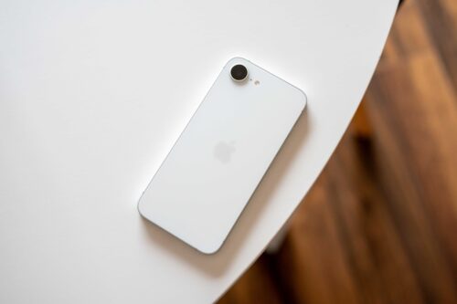 آیفون ۱6E حافظه 128گیگ هند تک سیم کارت Apple Iphone 16E HN/A 128gb 1SIM (NOT Active) بدون رجیستری